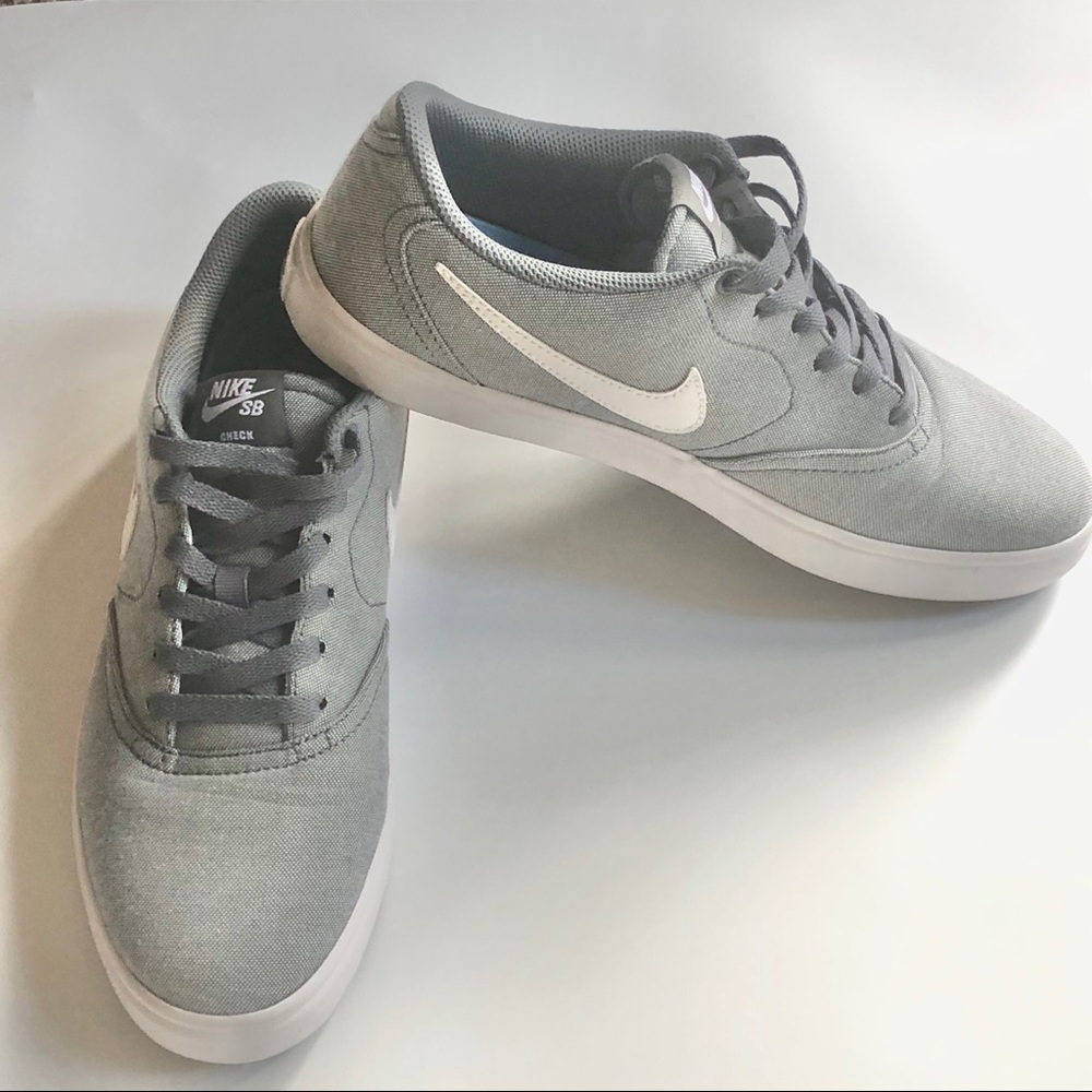 Nike SB Grey.